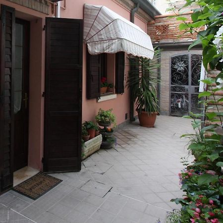 Porta Del Carmine Bed & Breakfast Comacchio Dış mekan fotoğraf