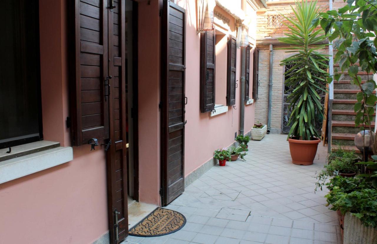 Porta Del Carmine Bed & Breakfast Comacchio Dış mekan fotoğraf
