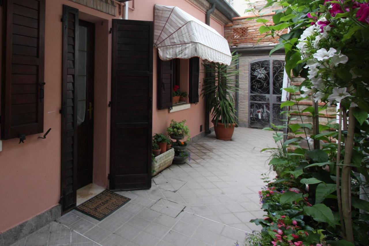 Porta Del Carmine Bed & Breakfast Comacchio Dış mekan fotoğraf